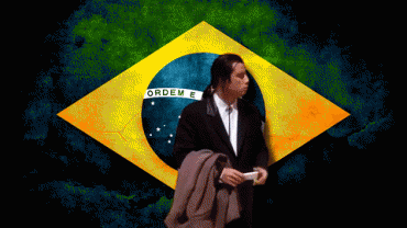 Efeito John Travolta no Brasil, via facebook