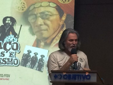 Outro convidado: o publicitário Rudney Prado declama um poema sobre Lampeão e Maria Bonita