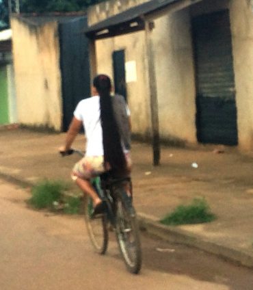 Risco de escalpelamento iminente - Avenida Sete de Setembro - Aponiã )Foto JCarlos)