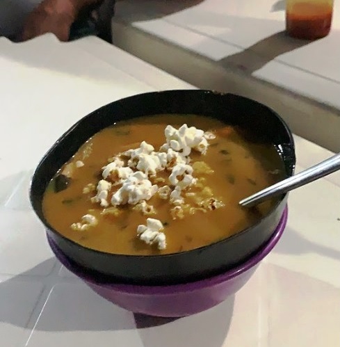 Com a língua dormente - Banzeiros